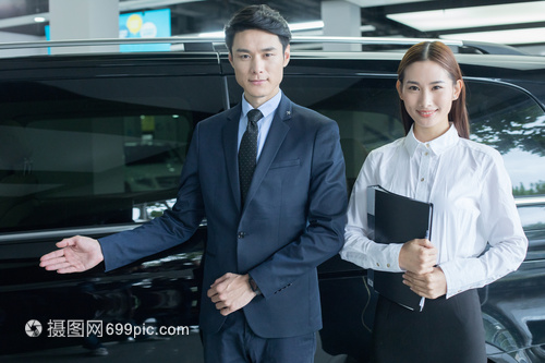 汽車銷售服務(wù)人員